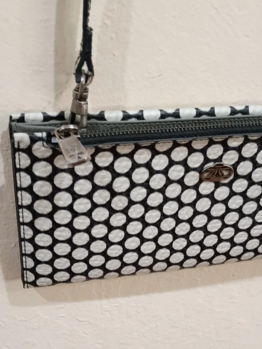 Decke X Hyundai Black and White Wallet Clutch - NWOT